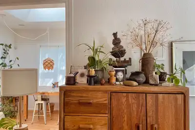 Image de Artist’s EcoRetreat in the heart of Ballard