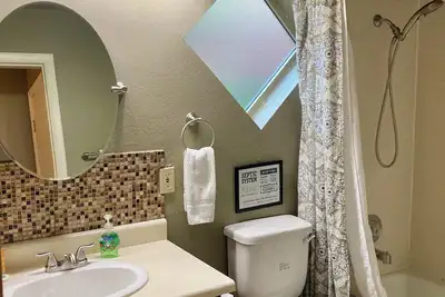 Image de Tranquil 1-bedroom condo at Eagle Point perfect for relaxing stay