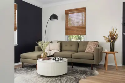 Image de Peaceful & Renovated 4-bdr house Ferndale Retreat-Fenced Yard, 15 Min to Detroit