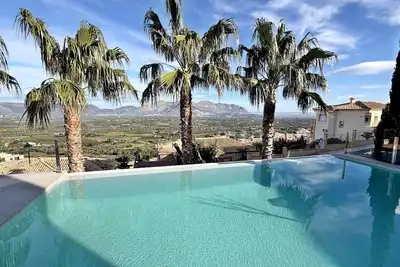Image de Villa Titulabo, 6p, piscine privée