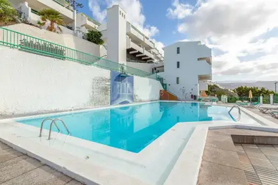 Image de Appartement de vacances 'Paraíso Para Todos' avec vue mer, piscine et Wi-Fi