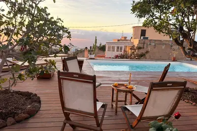 Image de Villa de vacances « Casa Jio » avec vue sur la mer, piscine privée et Wi-Fi