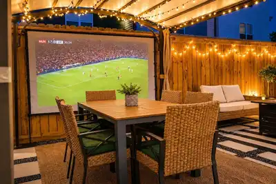 Image de New Luxury Townhome / Nrg/Fifa/Med Center •Patio•Games•Sleeps 8