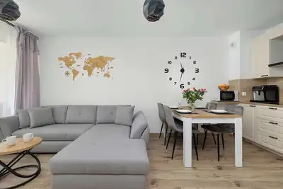 Image de Cosy Apartment in a Modern Development | Balcony & Parking