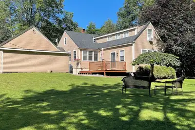 Image de Comfortable, convenient home for Maine adventures