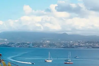Image de Appartement T2 \"Kaz des Îlets\" vue mer Anse Mitan
