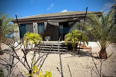 Image de Spacious 1-bedroom house by Oilslick & Area9 Mastery Diving Research Center