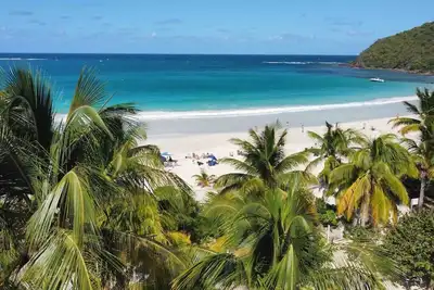 Image de Villa 12 Flamenco Beachfront Villas