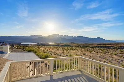 Image de Lake Mohave Views | Pet-Friendly Desert Retreat