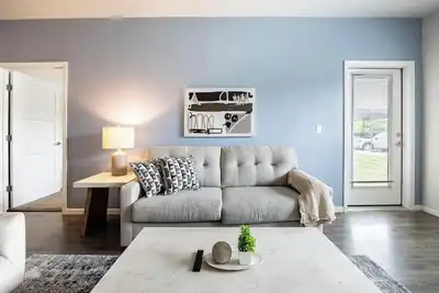 Image de Landing | Beautiful 2bd, Game Room, Courtyard