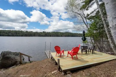 Image de Wilson Pond Waterfront Camp with Game Room, Kayaks, Grill & Private Dock!