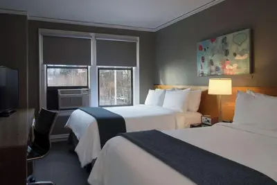 Image de 2 Double Beds | Hotel Max | Friends Trip Base, Pike Place, The Showbox, MoPOP