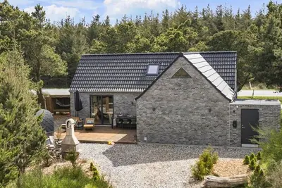 Image de Awesome home in Ulfborg with sauna