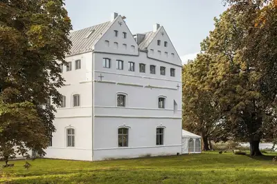 Image de Appartement sous les toits de la maison de maître à Rügen