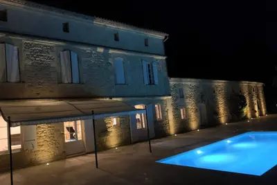 Image de Château viticole XVIe siècle | Piscine chauffée | 14 pers. | Gironde