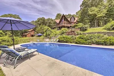 Image de Montville Retreat Near Mohegan Sun: 2-Home Bundle!