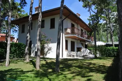 Image de Maison de ville avec jardin privé clôturé