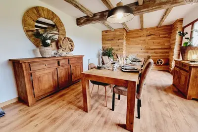 Image de Gîte avec Wifi au calme verdoyant