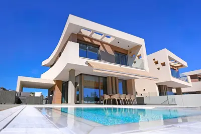 Image de Suncity Spirit - Luxury Beachfront Villa