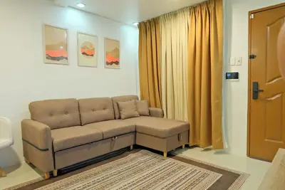 Image de Smart Home w/ King Bed, Ps5, Parking & Ig Spaces