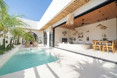 Image de Disenta Villa by Tasvan