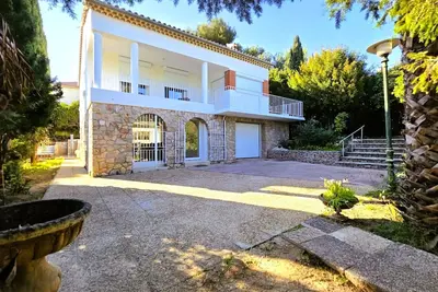 Image de Esprit Provence Grande Villa Piscine Jardin & Mer