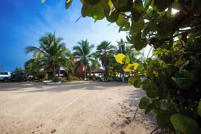 Image de Cozy 3 Bedroom Pet friendly beachfront Villa in Troncones - La Majahua,