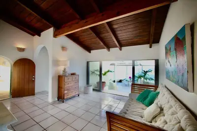 Oceanview Luxury Villa | Infinity Edged Pool