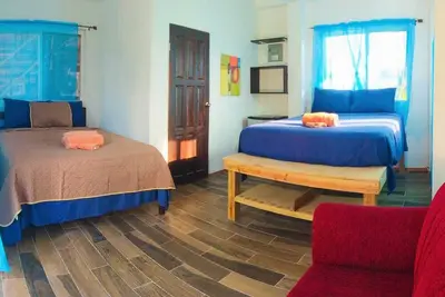 Image de Your Perfect Caye Caulker Hideaway Cute Studio on main floor with Ac