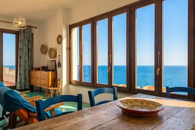 Image de Magnifique maison de vacances privée pour 4 personnes avec Tv et terrasse