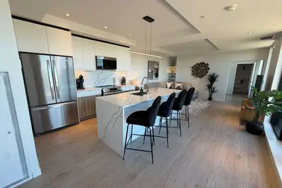 Image de Northend Hfx 2 Br/ 2 Bath Penthouse with waterview