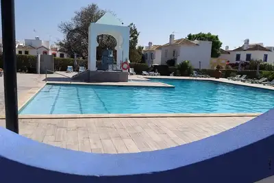 Image de Villa T3 Cabanas - Quinta Velha Resort w/ Pool, Free Wifi, Air Cond. , N/ Beach