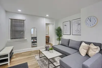 Image de Pittsburgh Modern and Cozy 1 Bdrm With Free Parking