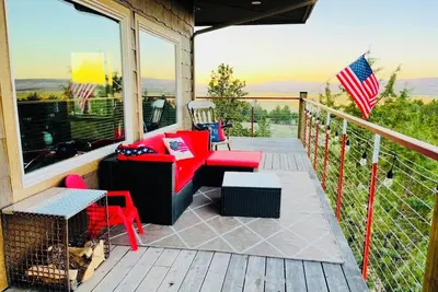 Image de Unique Country Sky-high with 360° views of mountains & the valley