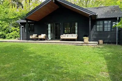 Image de Maison moderne en bois de style classique