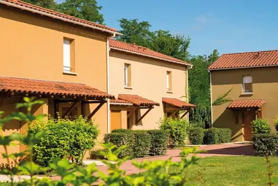 Image de Retraite bien-être confortable avec balcon