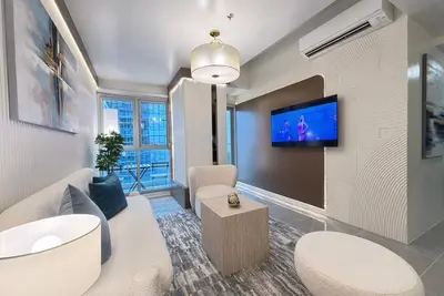 Image de The Cornerstone: Charming 2br W/ Washer Uptown Bgc