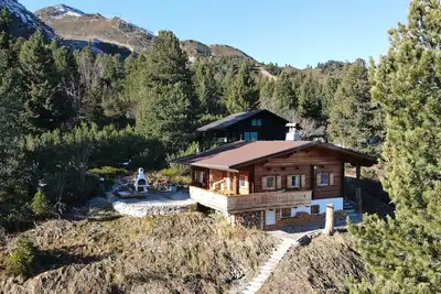 Image de Chalet « Hochzillertal » avec vue sur la montagne, terrasse privée et Wi-Fi