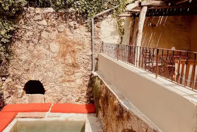 Image de Sorgà : Bergerie au cœur du maquis piscine(3x3)