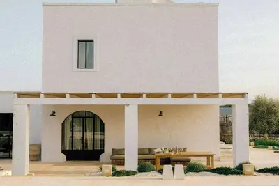 Image de Ferme avec piscine dans une oliveraie près d'Ostuni