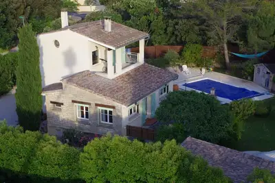 Image de Villa 30mn Mer, Classe, Calme, Totale Intimite, Piscine, Hammam & Jacuzzi 8 Pers