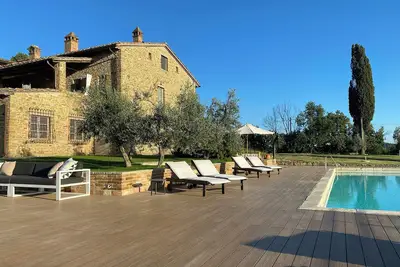 Image de Ferme avec piscine, sauna et vue sur la vallée