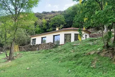 Image de Bellavista, maison lumineuse en pleine nature proche du Mont Canigou