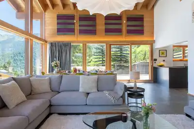 Image de Wonderful 4-bedroom chalet in enchanting La Tzoumaz for your getaway