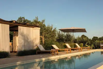 Image de Villa historique avec spa et oliveraie à Ostuni