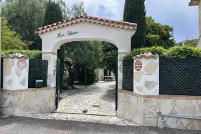 Image de Fréjus Plage - 5mins à pied des plages - Maisonette avec jardin, 4p, au calme absolu