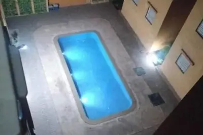 Image de Sérénité & Élégance – Appartement Chic avec Accès Piscine