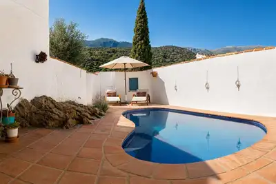 Image de Maison andalouse avec piscine près de Periana, Malaga