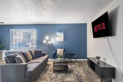 Image de Arlington 2br | At&T, Globe Life, 6 Flags, Parking