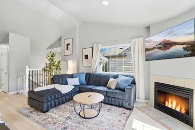 Image de Bright 3br/2ba Retreat Near Uw & Northgate Station